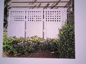 lot 158 image: Suncast Outdoor Screen Enclosure 44...