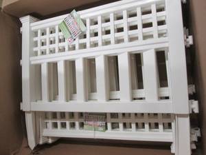 lot 181 image: 5 Suncast Resin Fence 24x20.5 inch ...