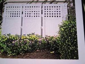 lot 184 image: Suncast Outdoor Screen Enclosure 44...