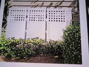 lot 188 image: Suncast Outdoor Screen Enclosure 44...