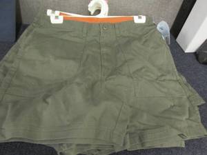 lot 205 image: 12 Pair Ladies 16W Shorts NWT Z2...