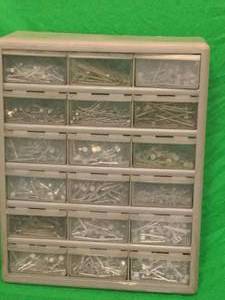 lot 32 image: 18 drawer hardware organizer with assorted contents