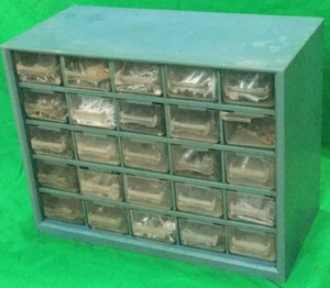 lot 60 image: 25 Drawer hardware organizer with contents