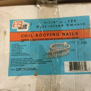 lot 75 image: Coil Roofing Nails 1 34 Galvanized smooth shank