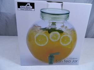 lot 33 image: New 1.1 Gallon Sun Tea Jar Beverage Dispenser