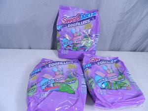 lot 94 image: 3 New Large 3.12 lb Bags of Candy