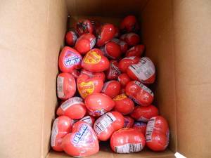 lot 114 image: Huge Assortment of Plastic Hearts Filled with Candy