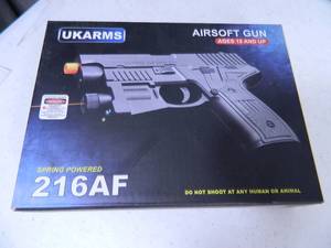 lot 120 image: New Airsoft Pistol