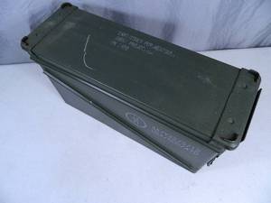 lot 126 image: US Military Surplus 40mm Ammo Can