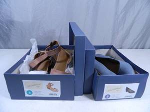 lot 142 image: 2 New Pair of Womens Size 8 Shoes