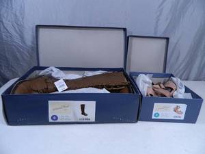 lot 161 image: 2 New Pair of Size 8 Womens Shoes