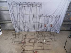 lot 12 image: 8 New 54 and 36 inch Rustic Tomato Cages