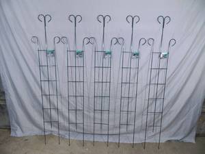 lot 15B image: 5 New Narrow Scroll Garden Trellis