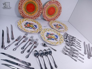 lot 319 image: Great Cabin Kitchen Set