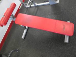 lot 32 image: Cybex Bench Model# 5445-90 Serial #...