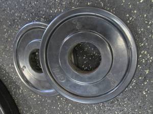 lot 40 image: (2) 2.5# Weights...