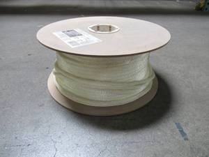 lot 714 image: Everbilt 38 in. x 400 ft. Nylon Solid Braid Rope, White 72600