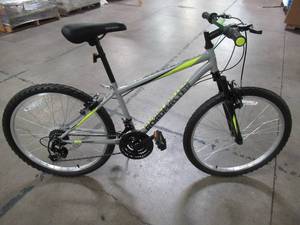 lot 5 image: Roadmaster Granite Peak Boys Mountain Bike, 24-inch wheels, Silver, R3012WML - NEW