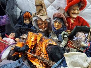 Halloween Witch Dolls