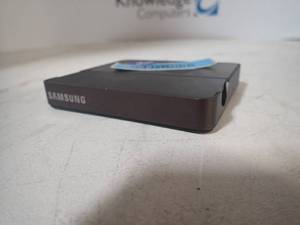 lot 9 image: samsung docking stations