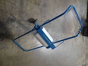 lot 92 image: Towel cart