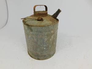 lot 21 image: Vintage Metal 1 Gal. Gas Can