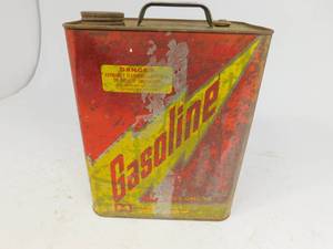 lot 23 image: Vintage 2 Gal. Gas Can