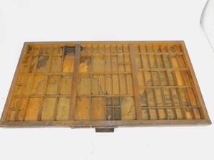 lot 71 image: Vintage Wooden Hamilton Letterpress Trays