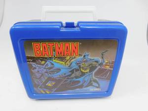 lot 126 image: Vintage Batman Plastic Lunchbox with BatmanThermos