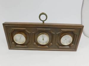 lot 141 image: Barometer, Thermometer, Humidity Meter