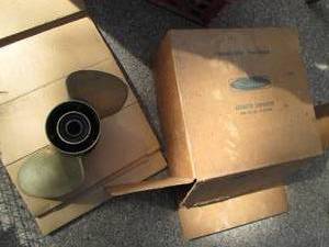 lot 29 image: Quicksilver Boat Propeller In Box...