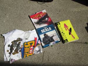 lot 43 image: Minnesota Twins T-Shirt,  Coins, & ...