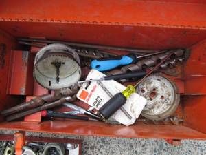 lot 55 image: Milwaukee Metal Tool Chest & Black ...