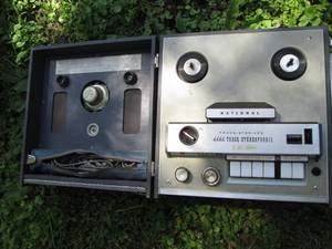 lot 72 image: Rare National Transistorized 4 Trac...