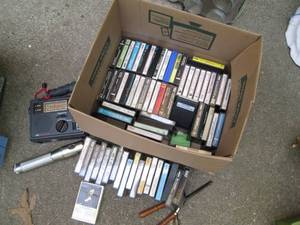 lot 85 image: Box of Cassette Tapes & Radio, Vint...