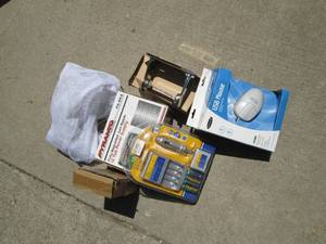 lot 93 image: Assorted Electronics...