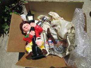 lot 98 image: Vintage Home Dcor See Photos...