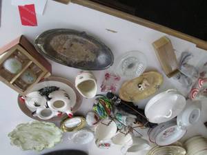 lot 118 image: Large Lot of Collectible Glassware ...