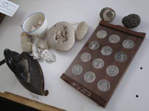 lot 126 image: Boy Scout Tokens, Rocks, Vintage Ir...