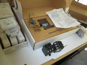 lot 148 image: Rotary Handle, Couplings, Breakers ...