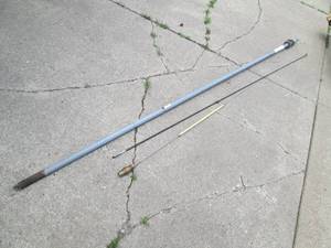 lot 160 image: (2) Antennas & Antenna Pole See P...
