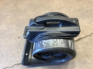 lot 68 image: Air Mover - Floor Dryer 1HP Inflatable Blower