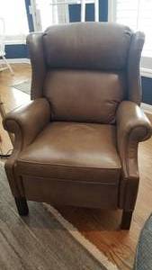 lot 11 image: Ethan Allen Leather Recliner