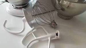 lot 71 image: Kitchen Aid Stand Mixer