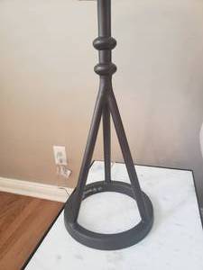lot 41 image: Pottery Barn Iron Table Lamp