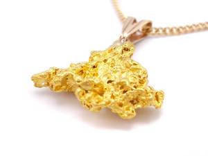 lot 20 image: Natural Gold Nugget Pendant