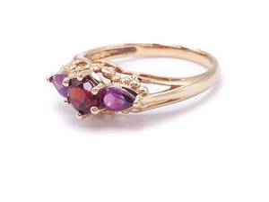 lot 32 image: Beautiful Garnet and Amethyst Estate Ring in Yellow Gold