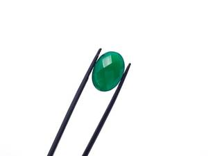 lot 38 image: 35 Carats Loose Gemstones 6.56 Carat Natural Emerald, Labradorite, Amethyst, etc.
