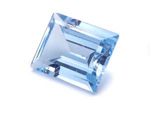 lot 30B image: 3.55 Carat Emerald Cut Topaz Gemstone