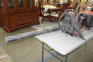 lot 43 image: Echo Hip-Mounted Throttle Backpack Leaf Blower 234 mph 756 cfm 63.3 cc Gas 2-Stroke PB-770H